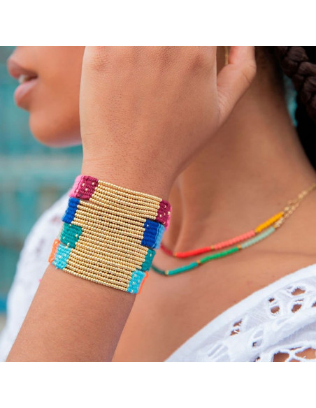 Pulsera de lana roja  tipo miyuki