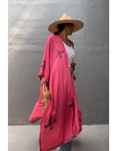 Kimono bordado color fresa