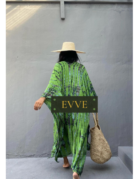 Kimono Tie-Dye bordado verde.