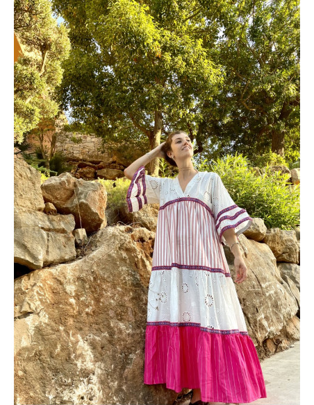 Vestido con bordado inglés